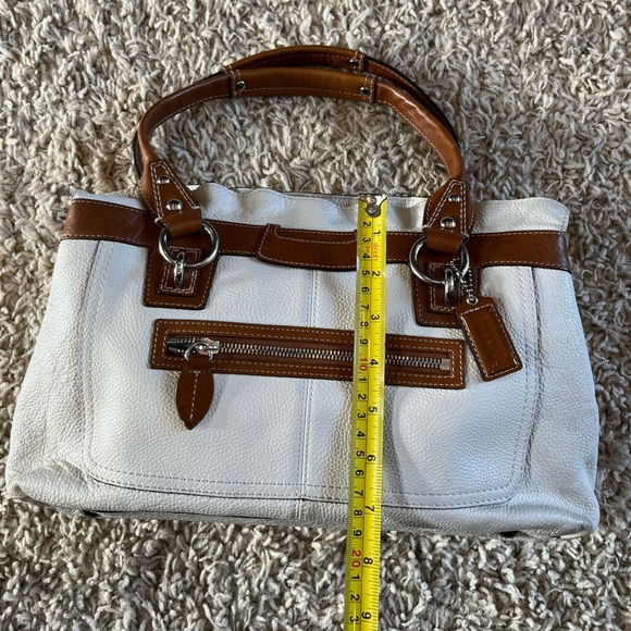 Perfect condition white leather purse - Picture 3 of 7